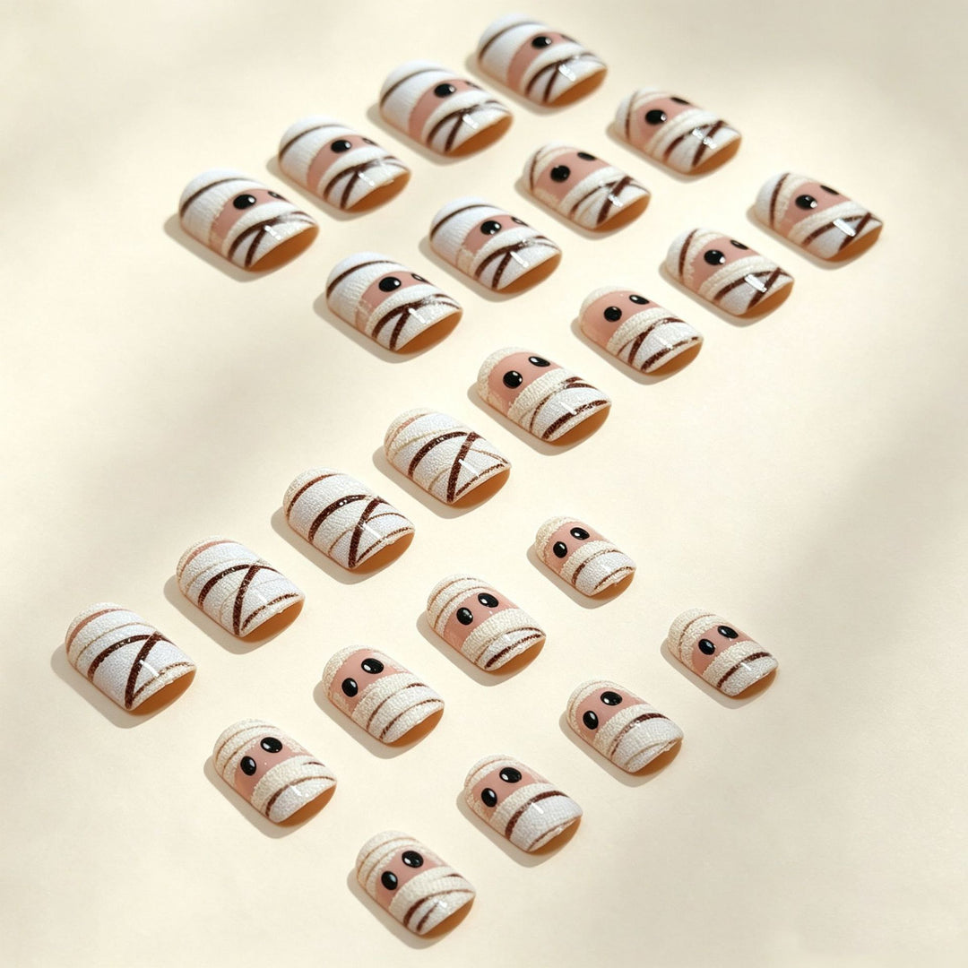 Halloween Themed Press-On Nail Design Bowlift