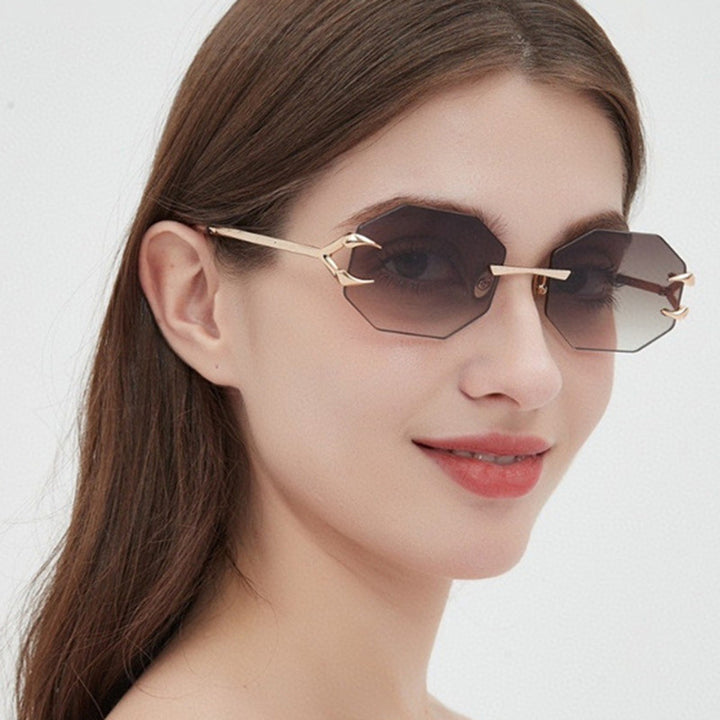 Women's geometric sunglasses with modern metal frame Bowlift