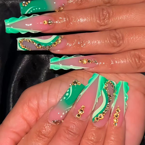 Artistic Nail Art Extensions Bowlift