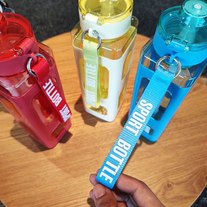 Women's water bottle with integrated time markers and straw Bowlift