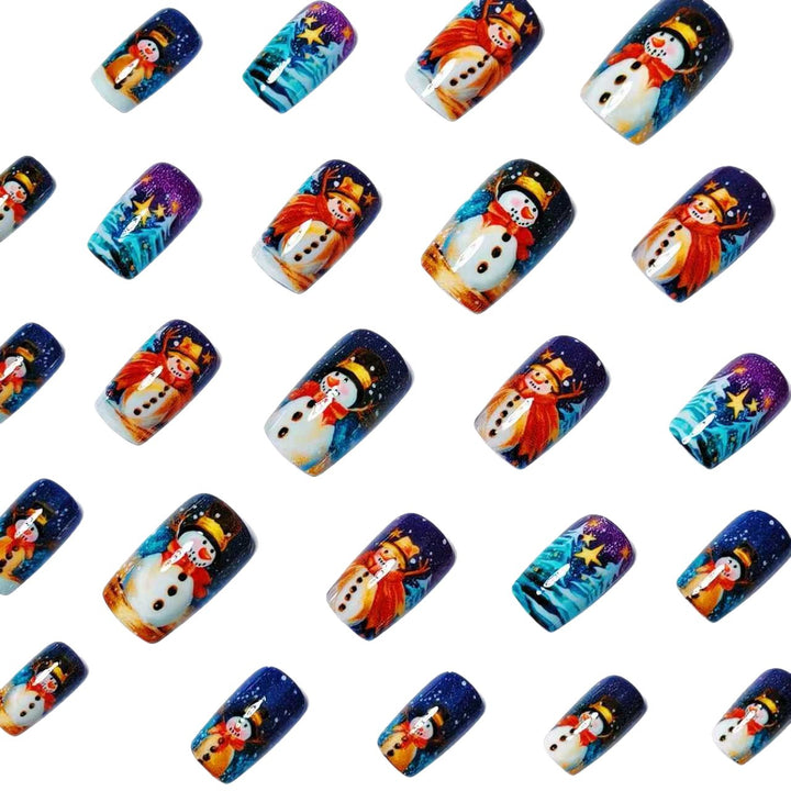 Artificial nails with cheerful snowman design Bowlift