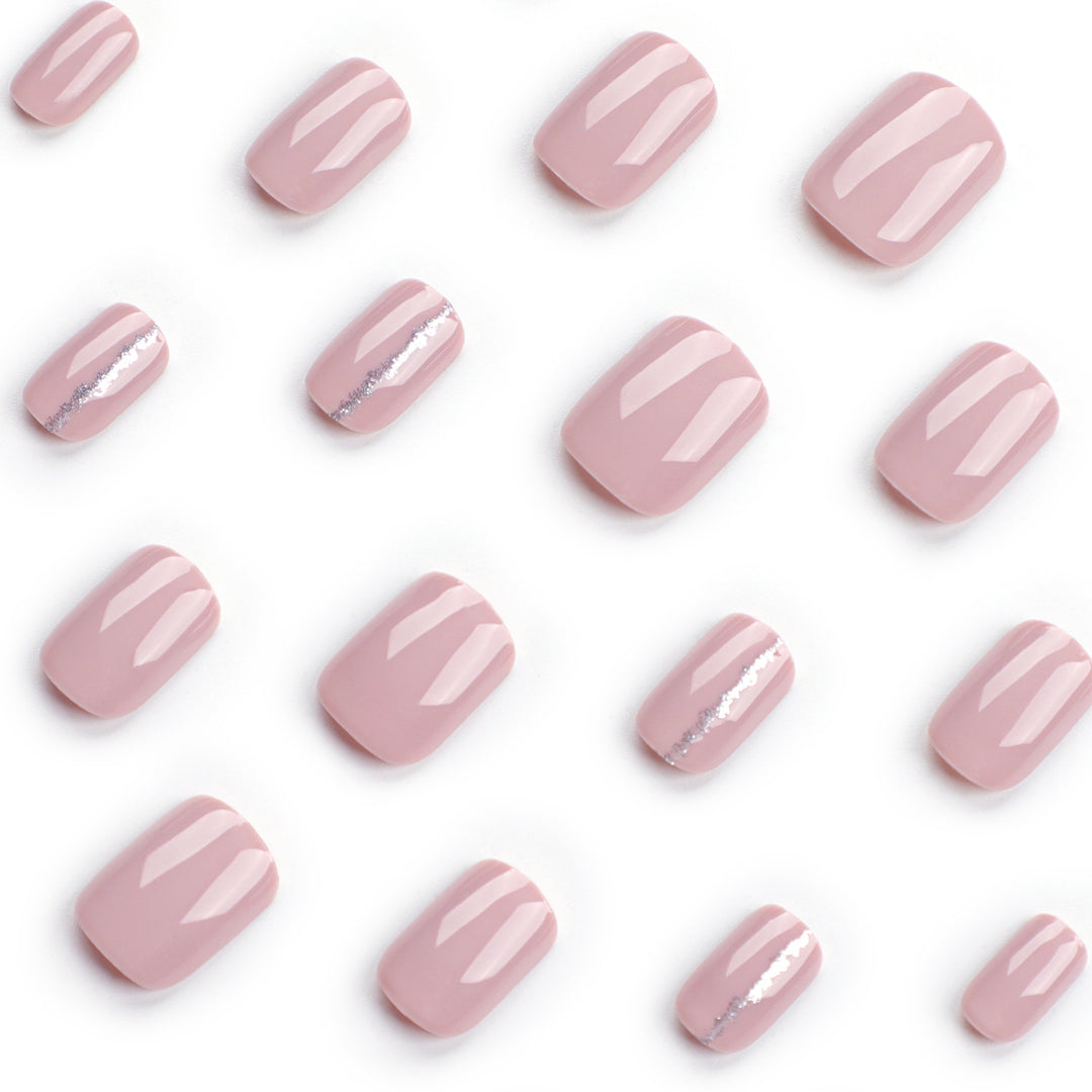 Nail art with elegant glitter accent Bowlift