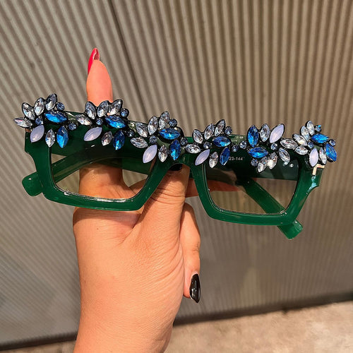 Ladies Glamorous Sunglasses Bowlift