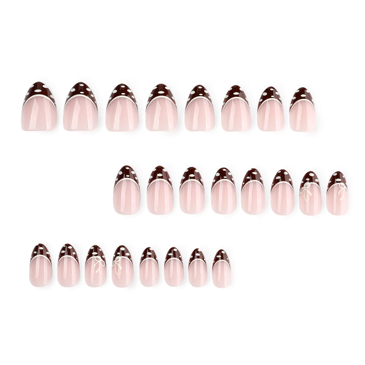 Artistic Nail Art with Elegant Lace Decoration Bowlift