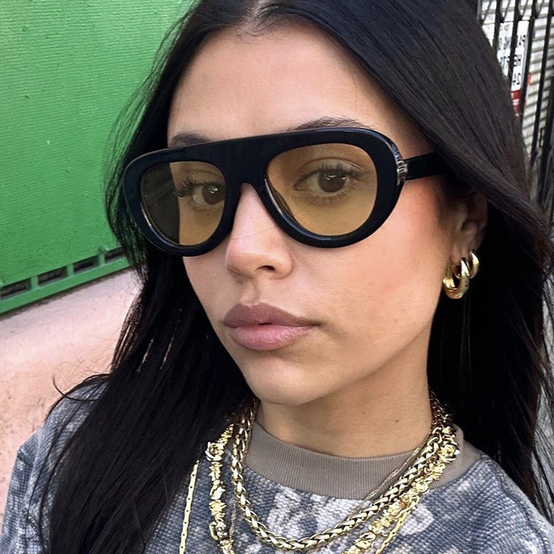 Women's stylish sunglasses with unique futuristic design Bowlift