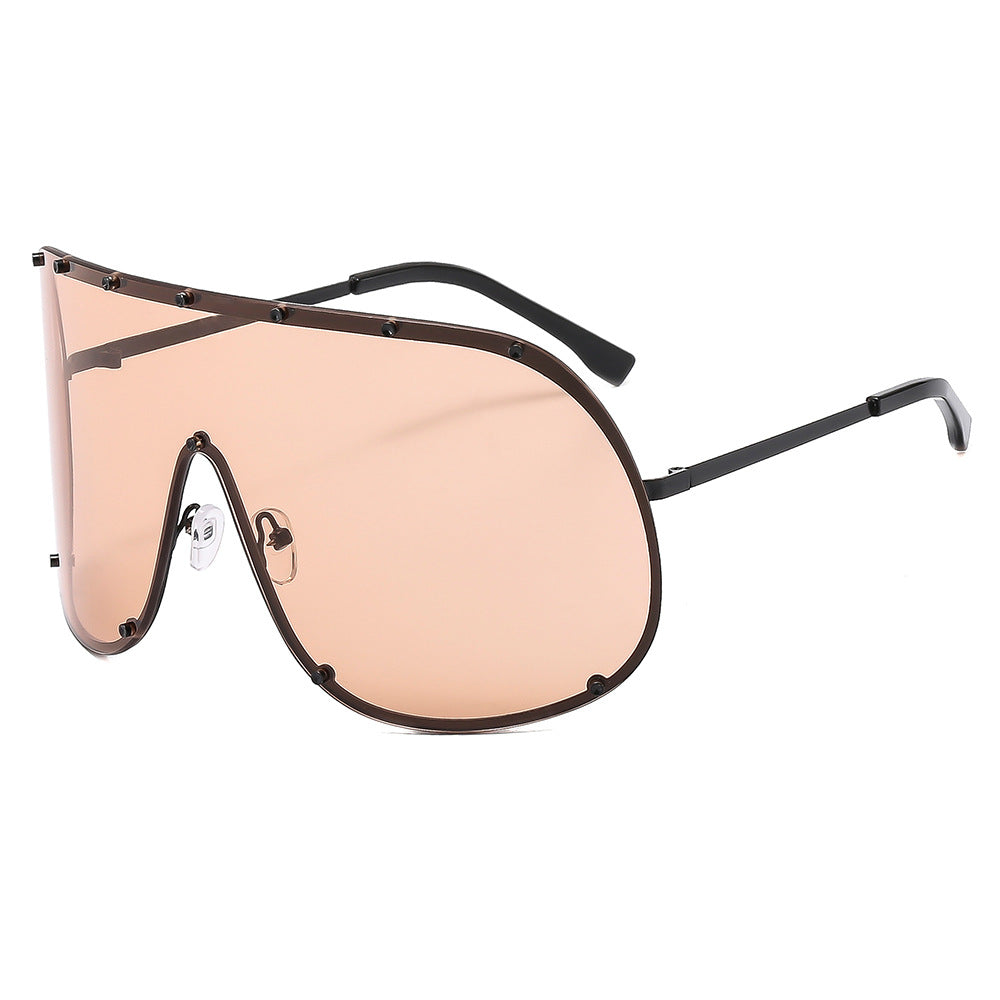 Women futuristic sunglasses with large frame and innovative design Bowlift