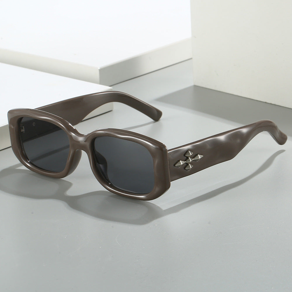 Vintage Oversized Sunglasses Bowlift