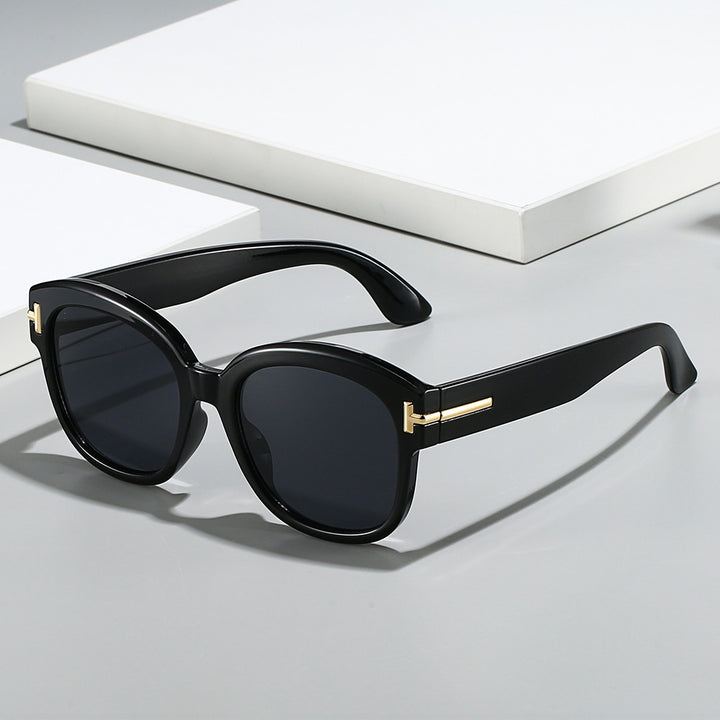 Chic Oversized Frame Sunglasses Bowlift