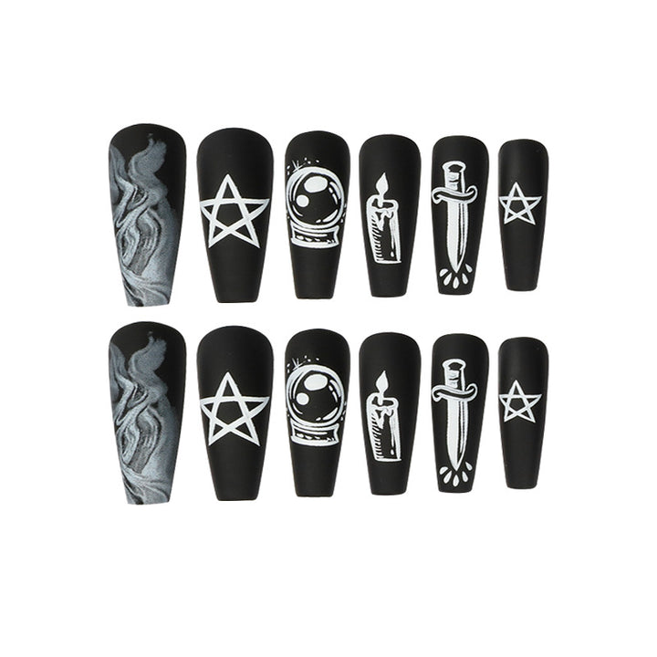 Artful nail art with mystical motifs Bowlift