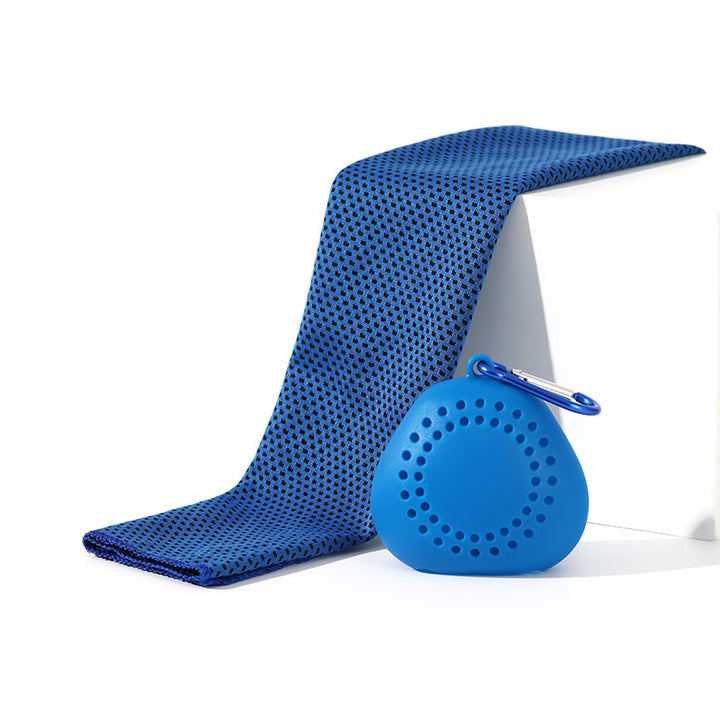 Unisex cooling towel in storage case Bowlift