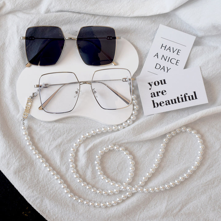 Chic Adjustable Pearl Eyewear Chain Bowlift
