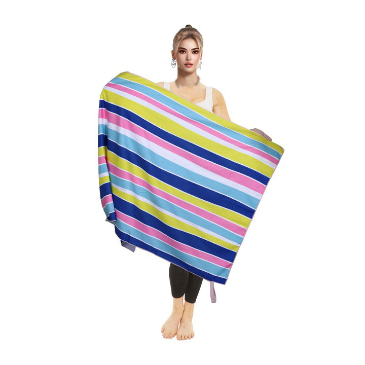 Women's beach towel with colorful flamingo pattern Bowlift