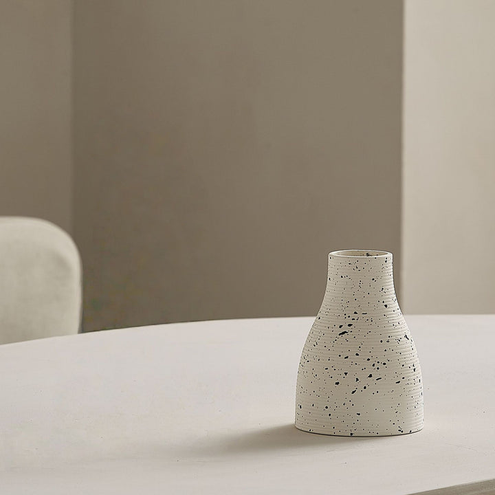 Elegant and Artistic Ceramic Vase Bowlift