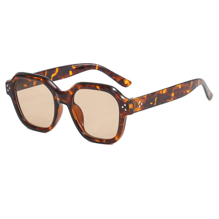 Ladies fashionable square sunglasses with mirrored lenses Bowlift