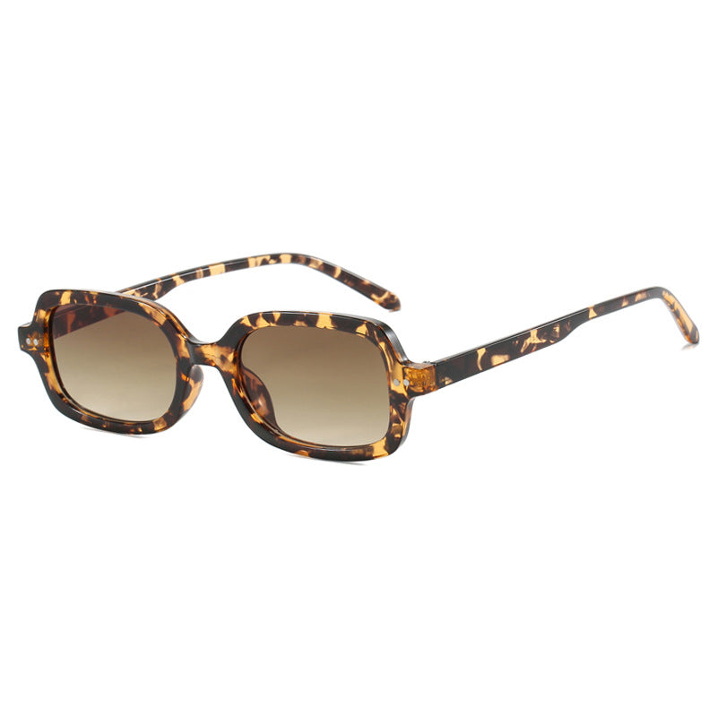 Ladies stylish sunglasses in elegant retro design Bowlift