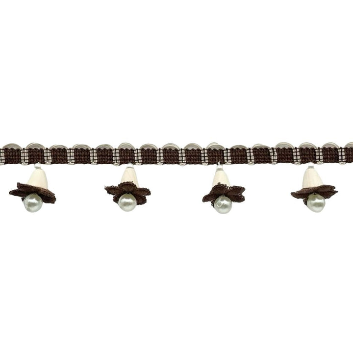 Elegant and Playful Lace Trim Bowlift