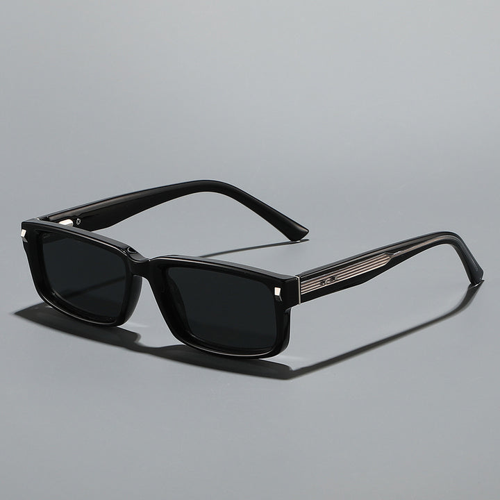 Ladies sunglasses in modern design Bowlift