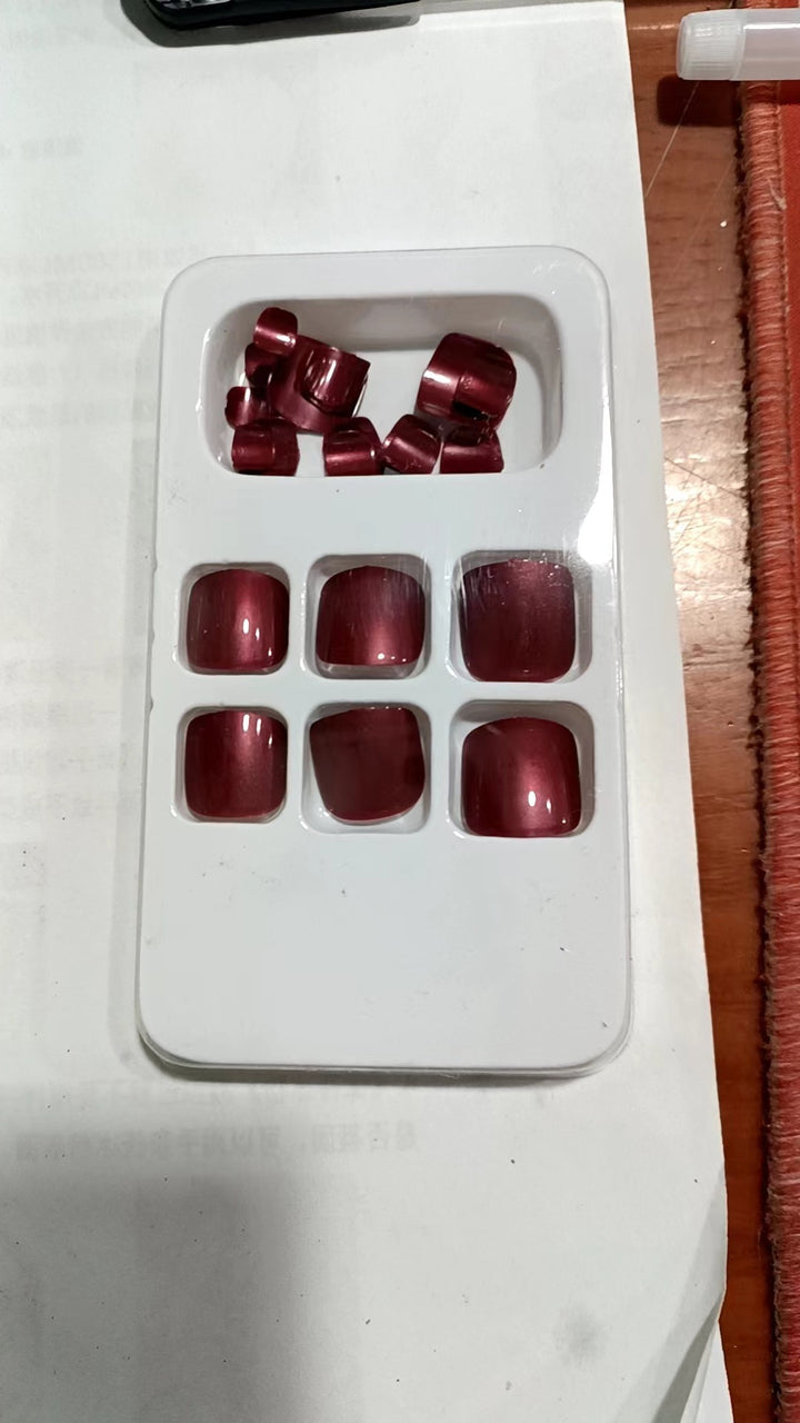 Premium Glossy Press-On Nail Set Bowlift