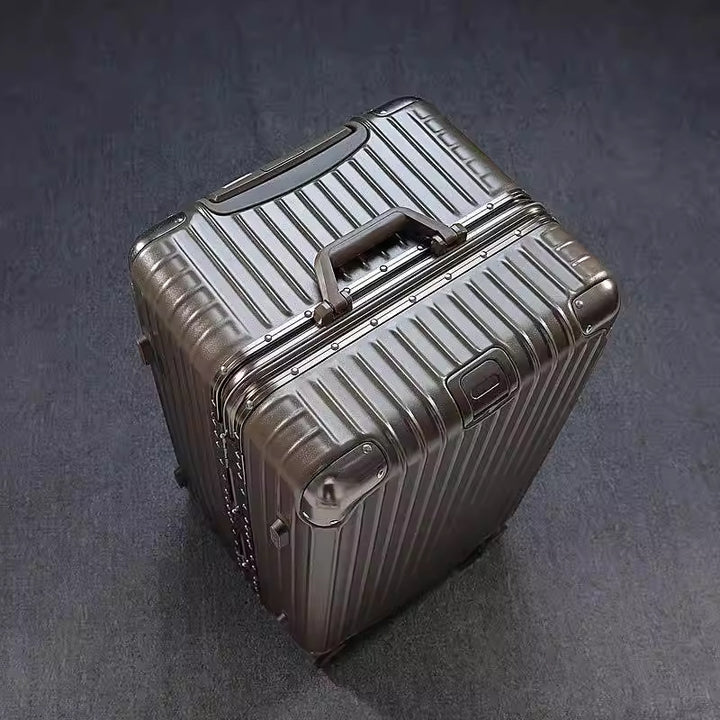 Durable Hard-shell Travel