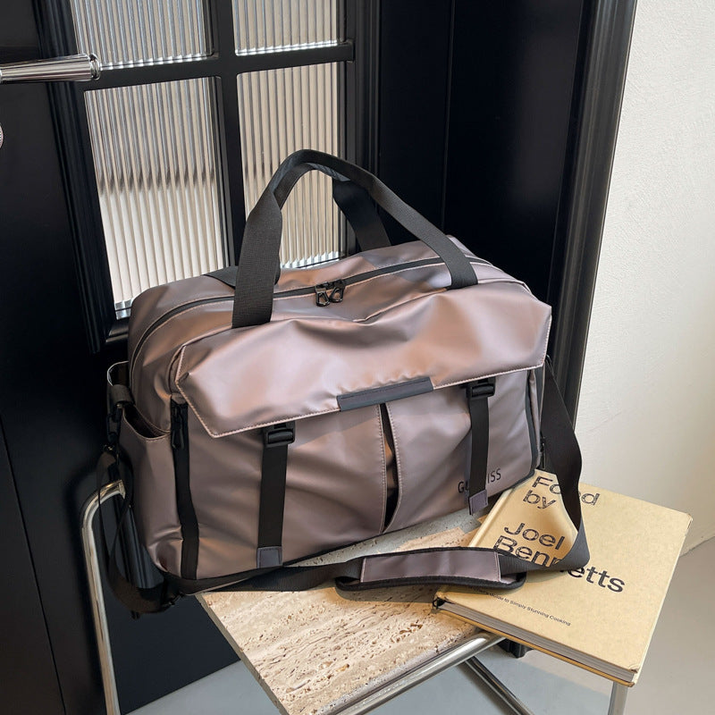 Athletic Travel Bag With Adjustable Shoulder Strap Bowlift
