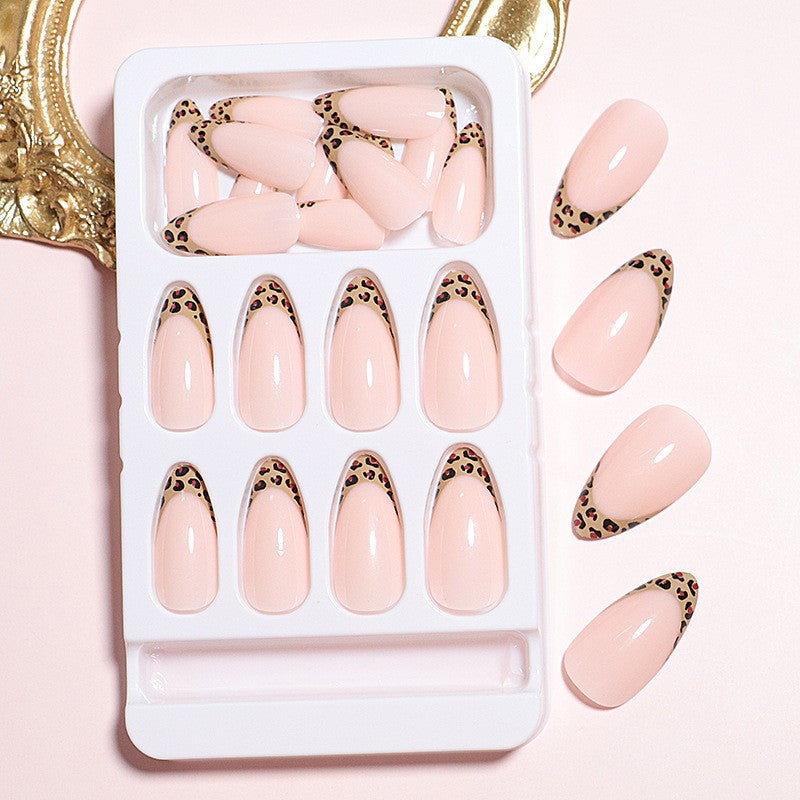 Stylish Press-On Nail Set Bowlift