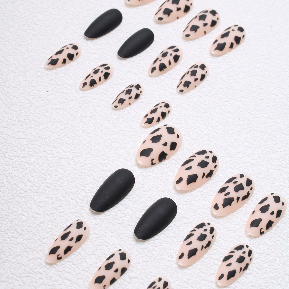 Artistic Stiletto Press-On Nails with Leopard Design Bowlift