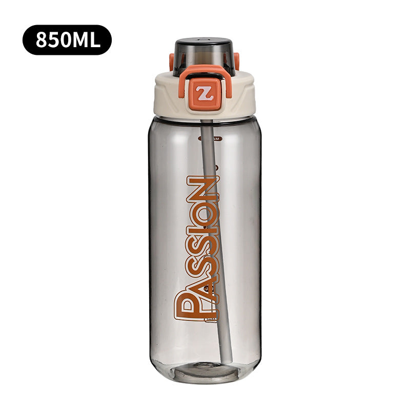 Ladies drinking bottle with integrated measuring system and flip-top closure Bowlift