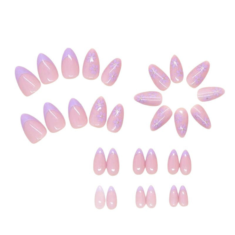 Creative artificial nails with floral accents Bowlift