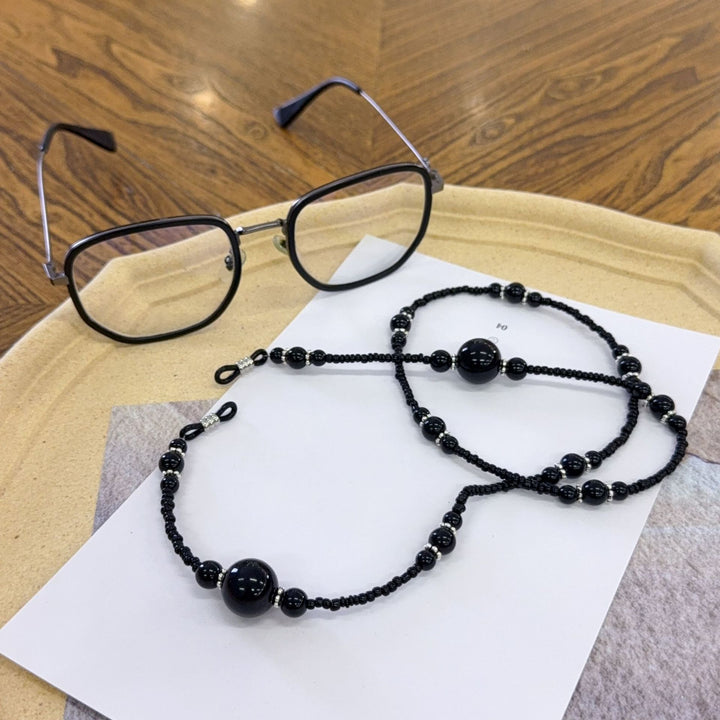 Chic Beaded Eyewear Holder Bowlift