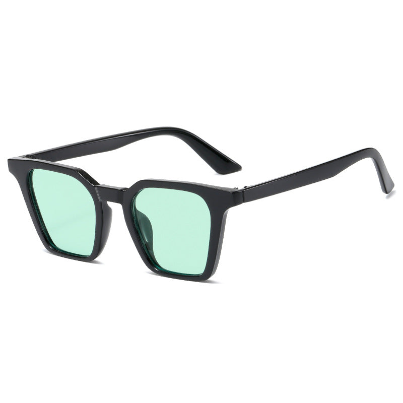 Women's square sunglasses with distinctive shield design and UV protection Bowlift
