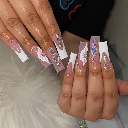Artistic Nail Extensions Bowlift