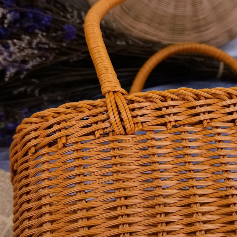 Women timeless rattan shopping basket Bowlift