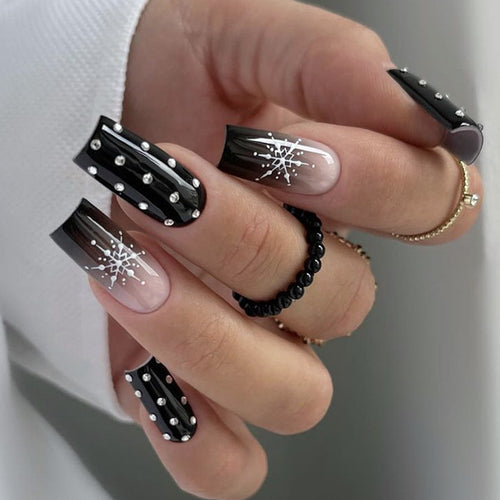 Acrylic Nail Set with Glamorous Rhinestone Accents Bowlift