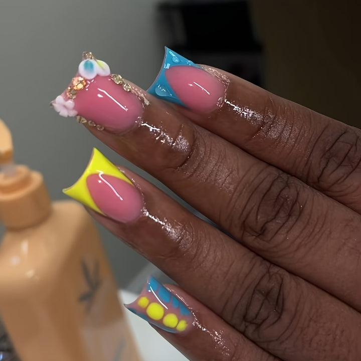 Decorative Press-On Nails with Rhinestone Accents Bowlift