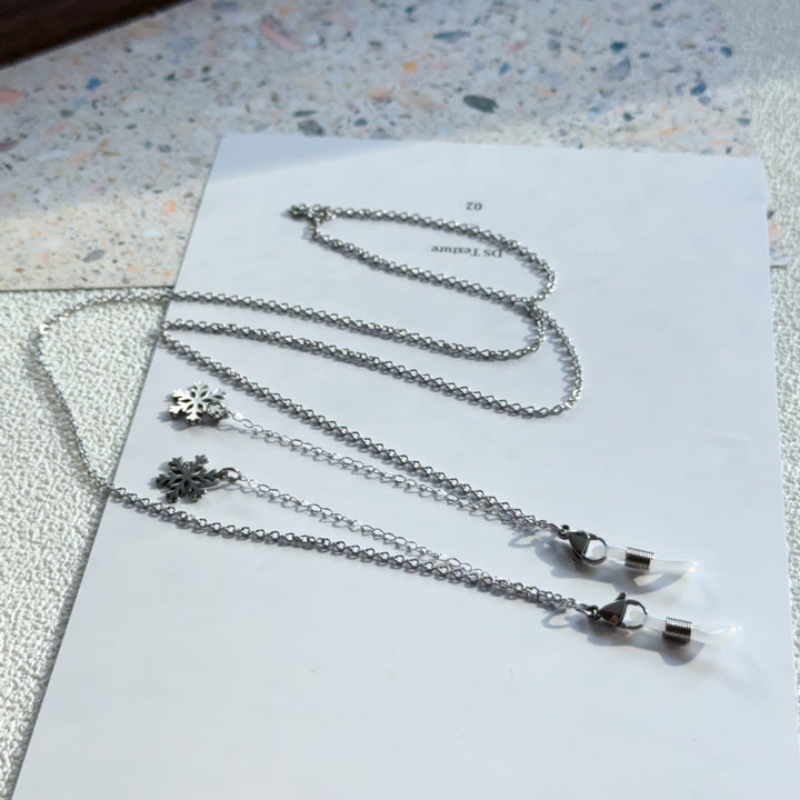 Delicate Layered Eyewear Chain Bowlift