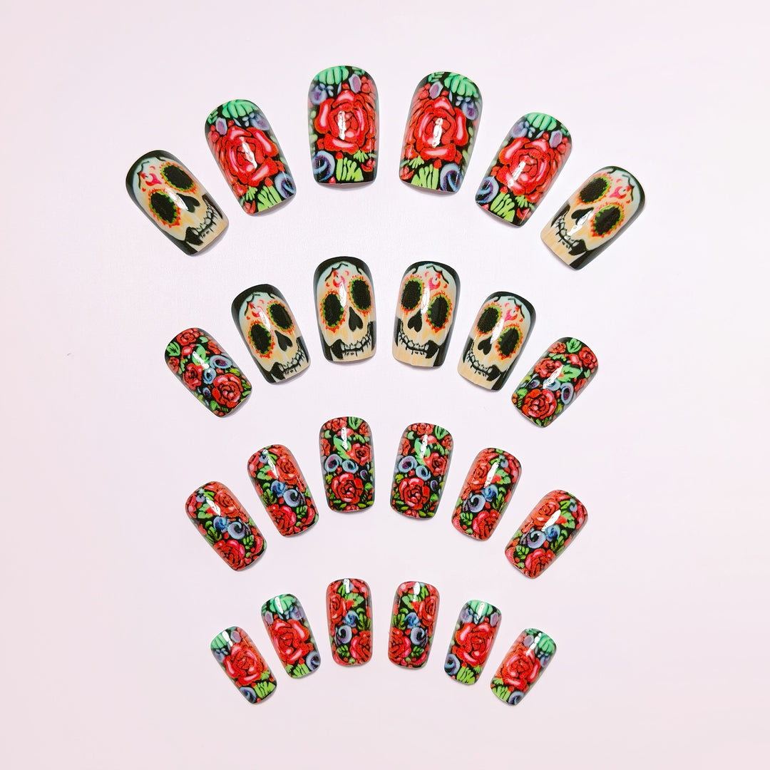Art nail set with Vibrant Skull design Bowlift