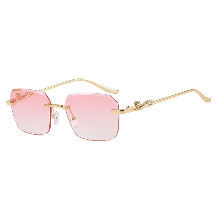 Women's fashionable square sunglasses with elegant gold frame and protective UV filter Bowlift