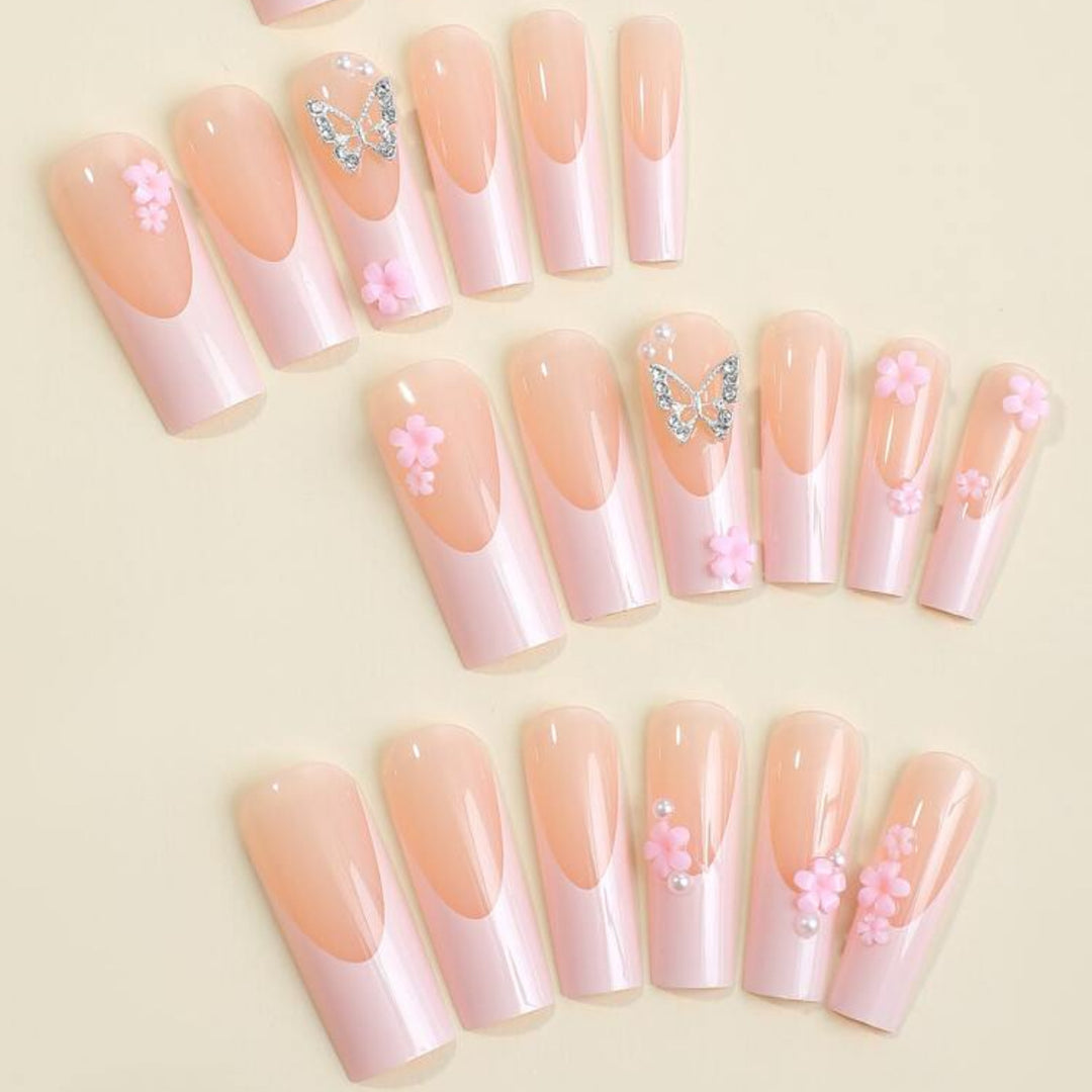 Artificial nail set with romantic butterfly and flower decorations Bowlift