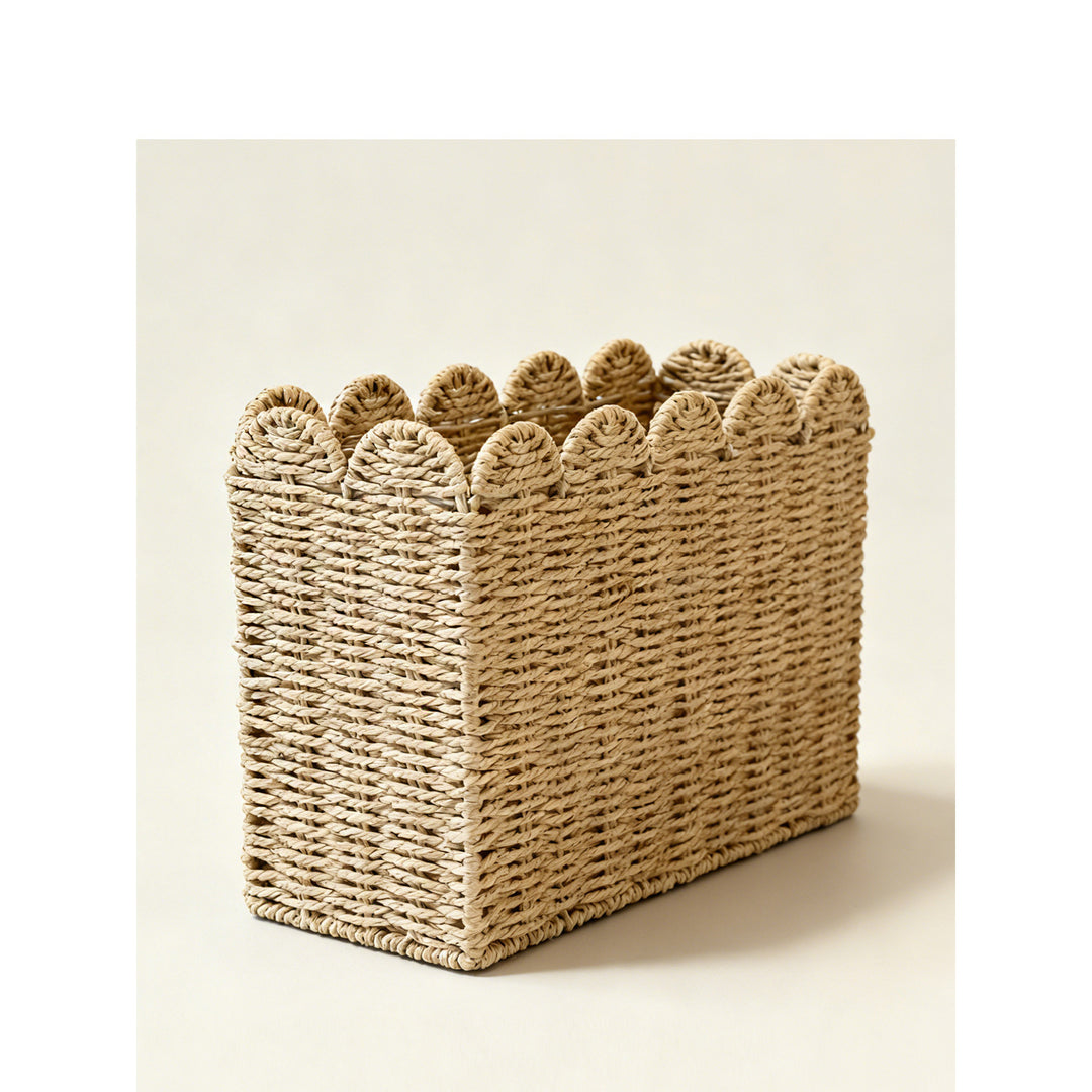 Decorative storage basket with waved edge Bowlift