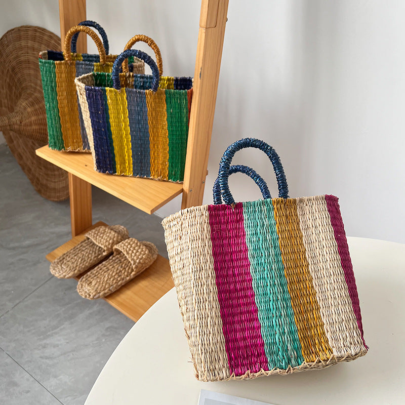 Women's versatile and handcrafted tote bag made of colorful seagrass Bowlift