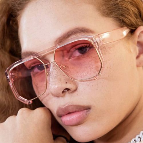Ladies fashionable oversized sunglasses with elegant, faceted frame construction Bowlift