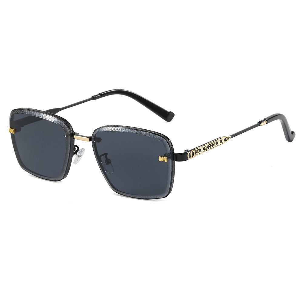 Women’s fashionable square sunglasses with luxurious details Bowlift
