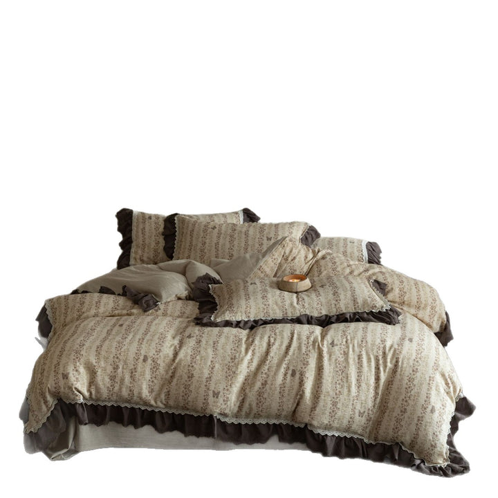 High-quality linen look bedding set with embroidered wave ruffle