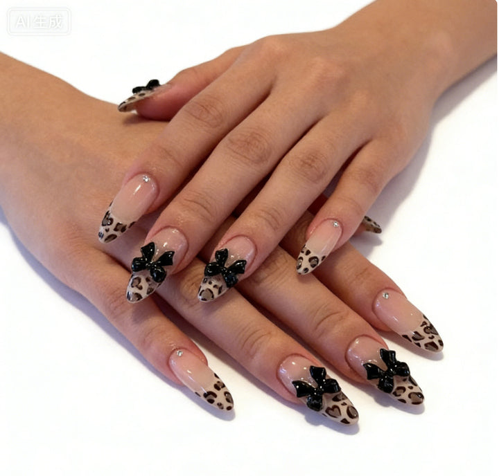 Chic Almond-Shaped Press-On Nail Set Bowlift