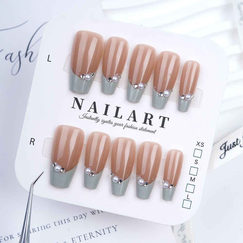 Creative Thematic Press-On Nail Set Bowlift