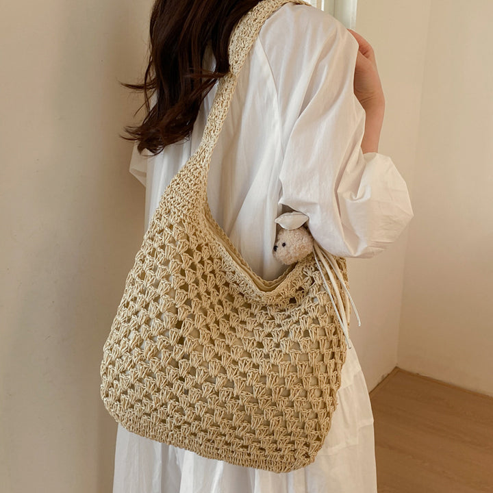 Stylish crochet handbag Bowlift