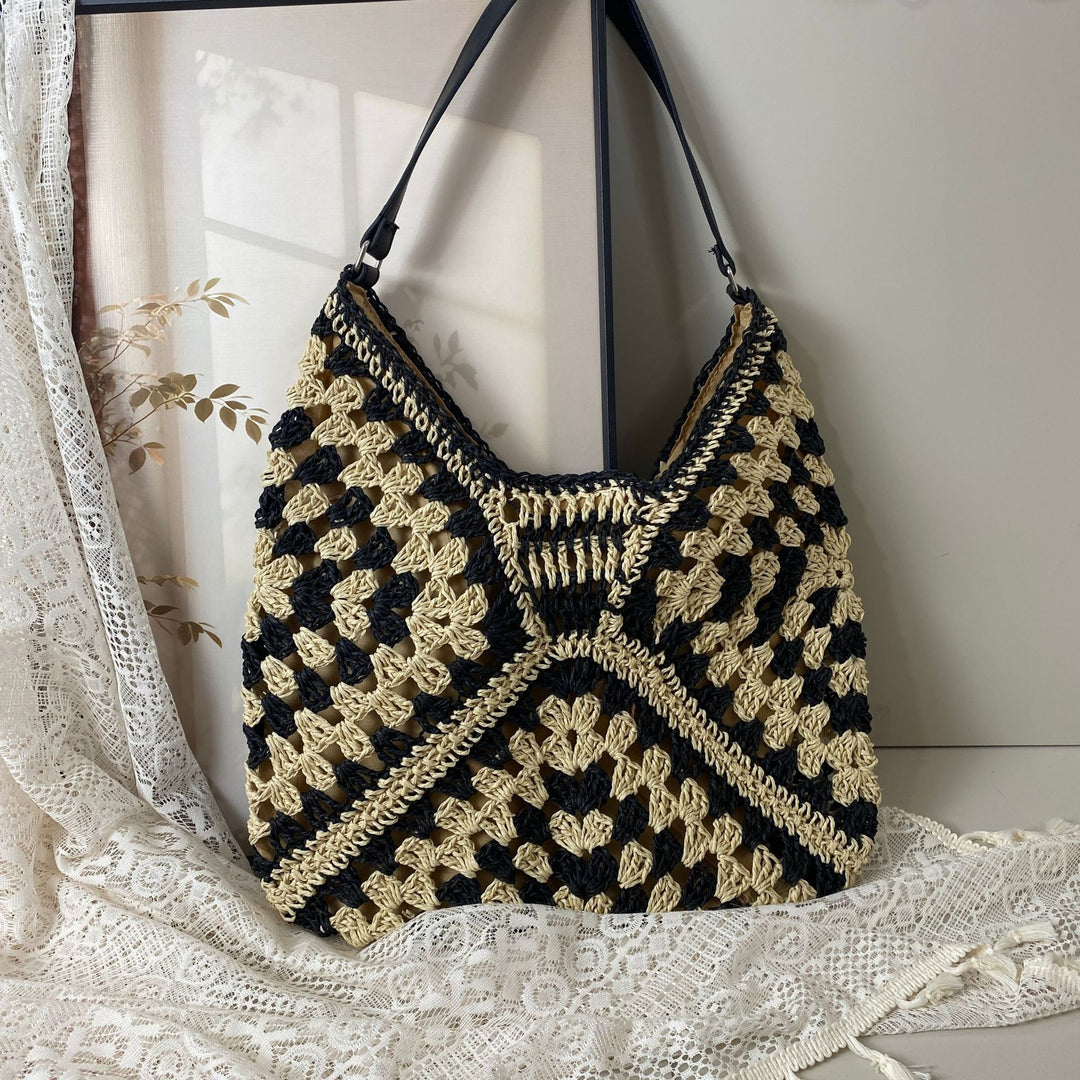Handcrafted basket bag with unique circular pattern Bowlift