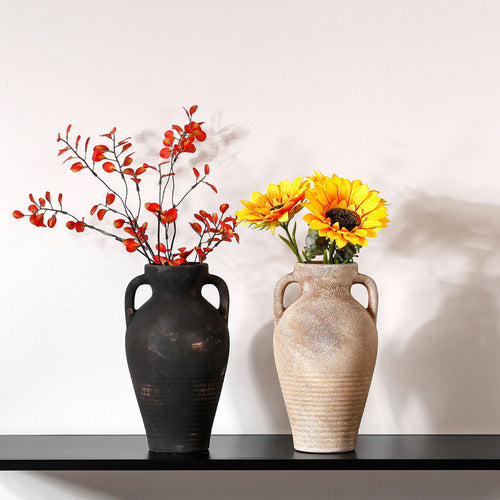 Handcrafted ceramic vase Bowlift