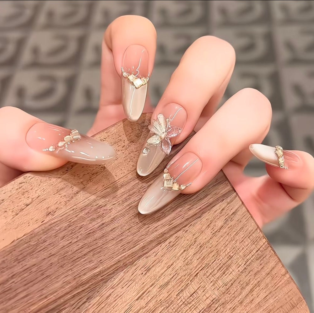 Decorative Press-On Nail Set with Floral Accents Bowlift