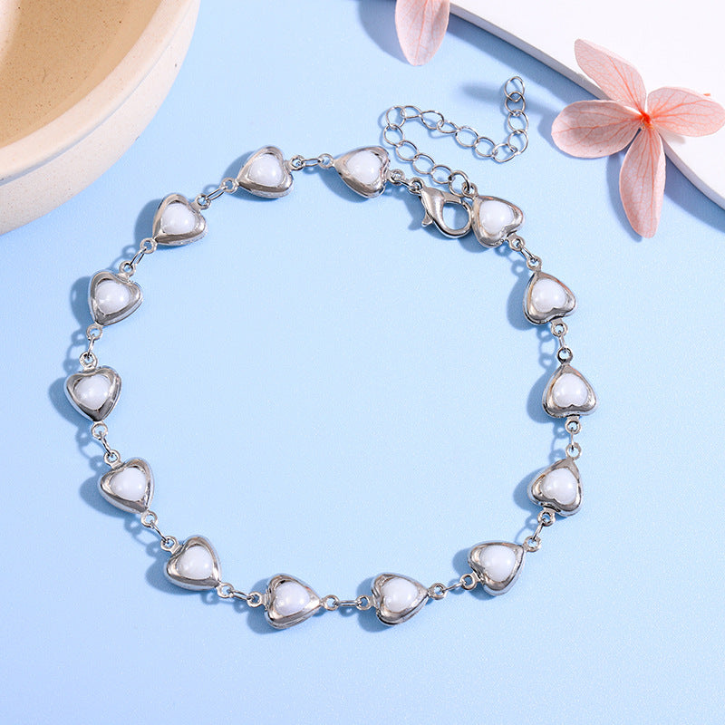 Charming Heart-Shaped Statement Bracelet Bowlift